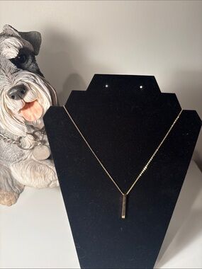Plunder Gold vertical  Bar Necklace - Gold